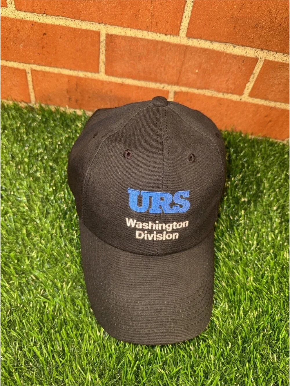 VTG Y2K URS Washington Division StrapBack Hat By Legend